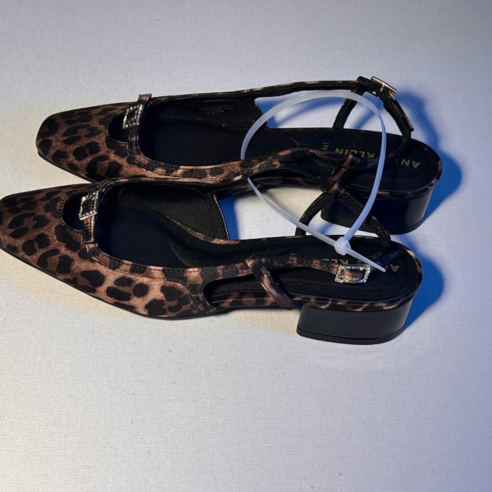 Anne Klein Natalie Leopard Print Snip Toe Slingback Flats - Picture 4 of 4